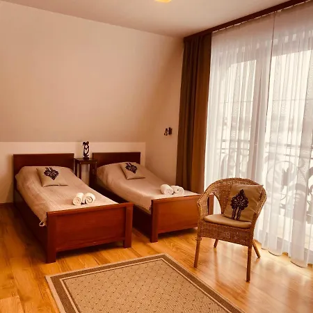 Szymkowka 3* Nowa Biala