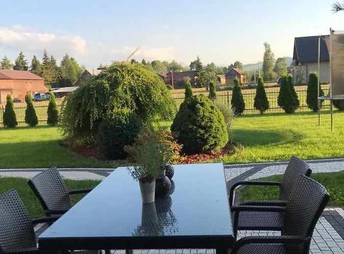 Szymkowka Bed & Breakfast